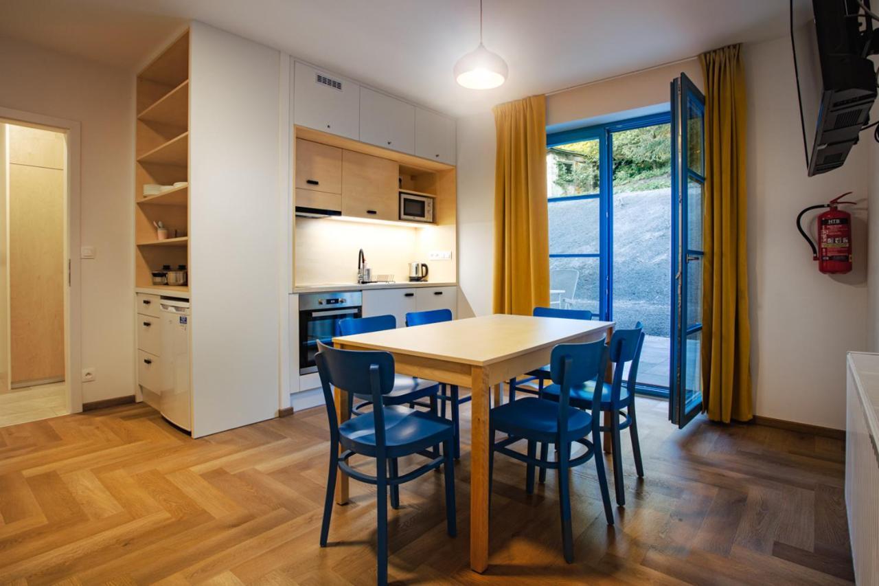 Edvard Aparthotel *